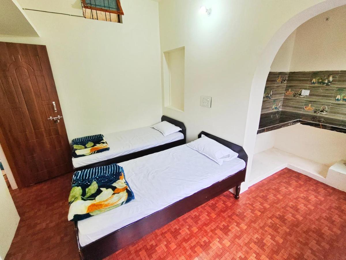 Alaknanda Homestay Karnaprayāg Esterno foto