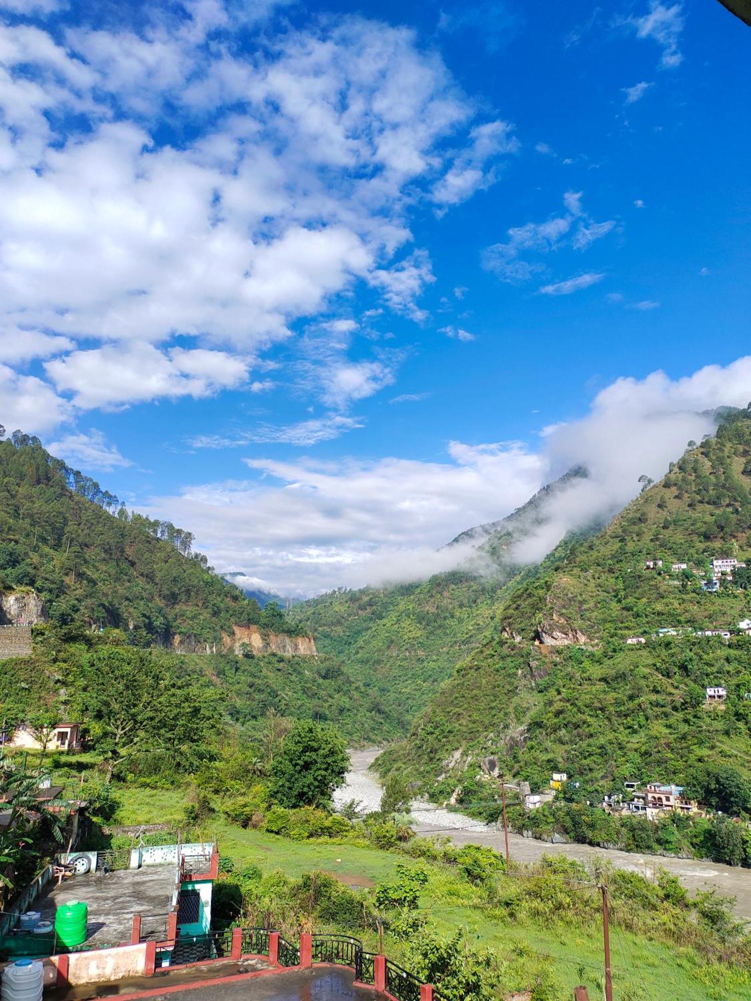 Alaknanda Homestay Karnaprayāg Esterno foto